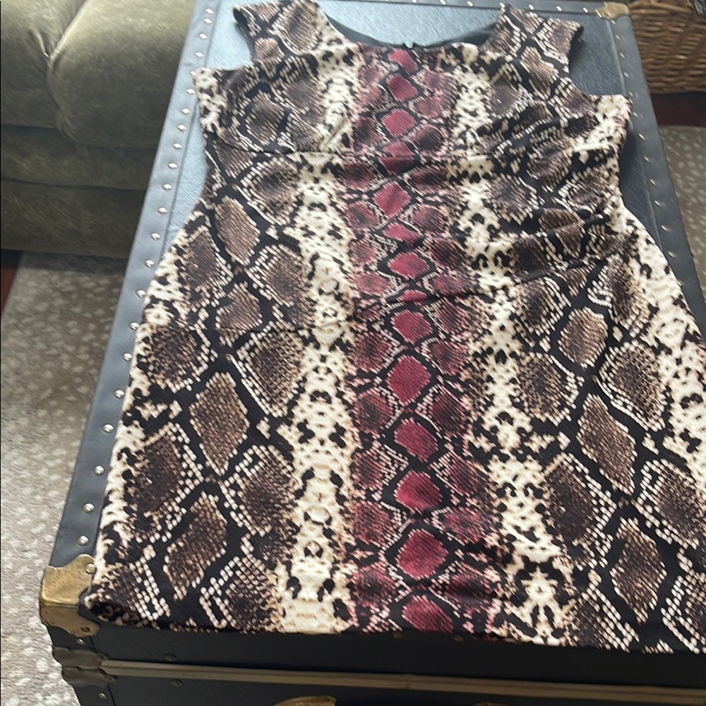 Calvin Klein Mini Snake Print Sleeveless Dress. Size 16 - Picture 4 of 7
